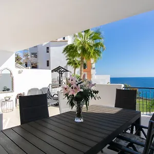 Apartamento Beautiful With Stunning Sea Views And A Large Terrace!, Torrox